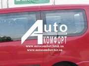 Задний салон,  левое окно,  короткая база на Fiat Scudo,  Peugeot Expert